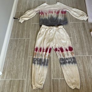 Women’s Target Puff Sleeve Tie Dye Sweatsuit Set